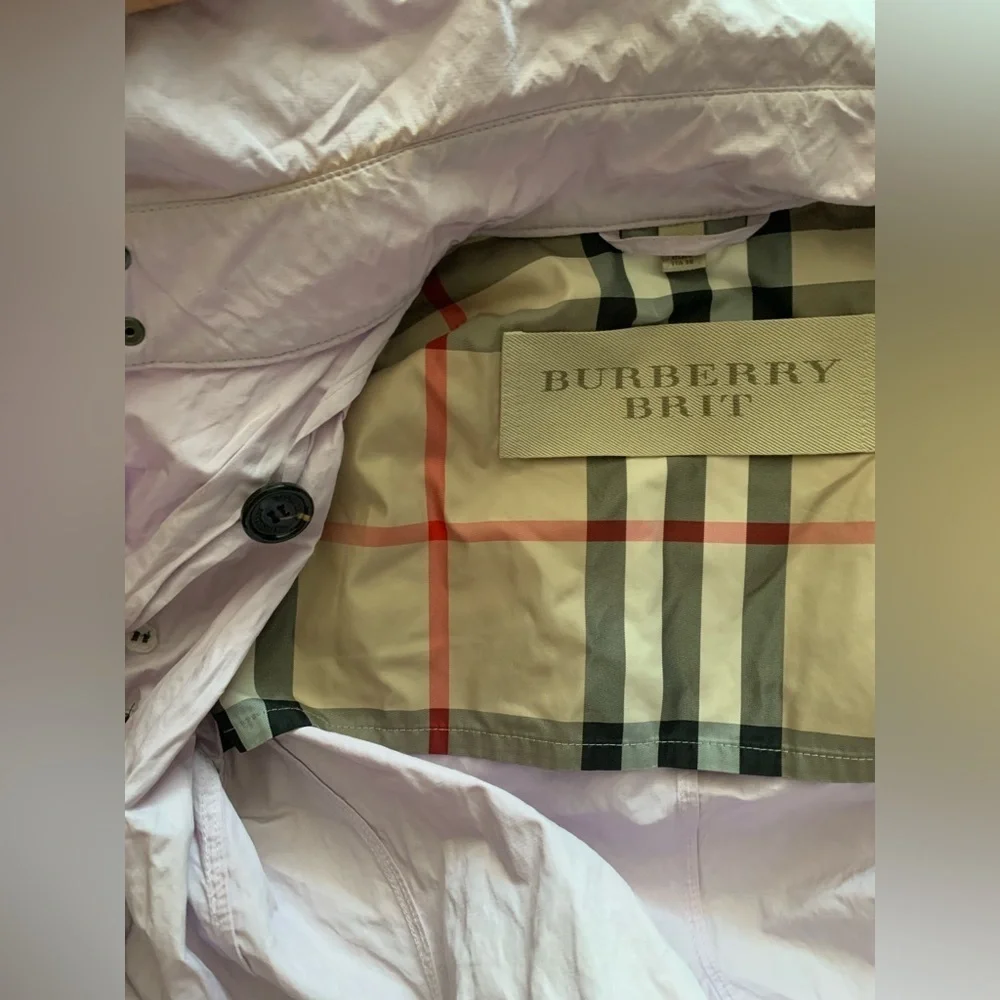 Burberry lavender lilac trench coat - Picture 7 of 7
